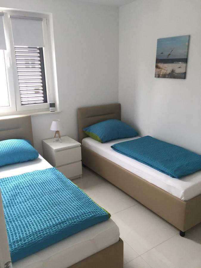 Breitling Apartments With Pool Biograd Na Moru Exteriör bild
